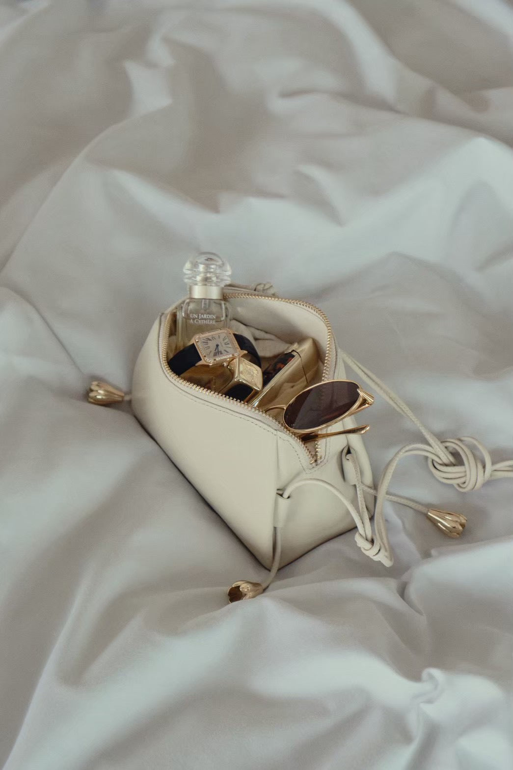 THE POUCH